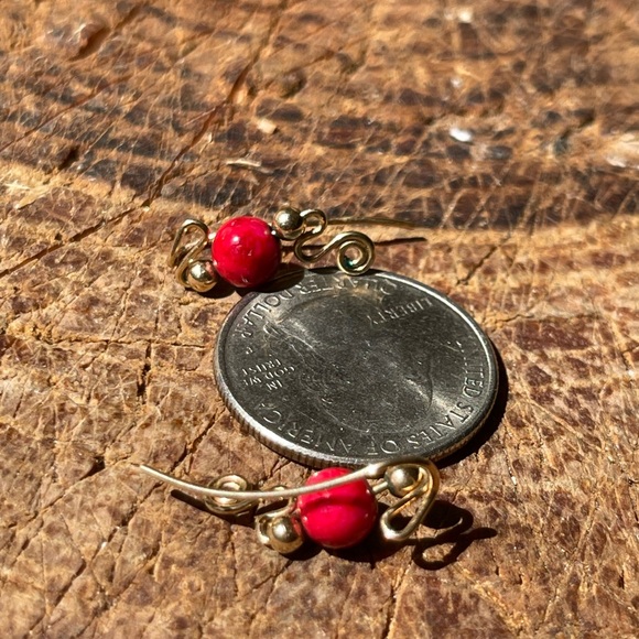 Gold Earrings with Coral - Picture 4 of 4